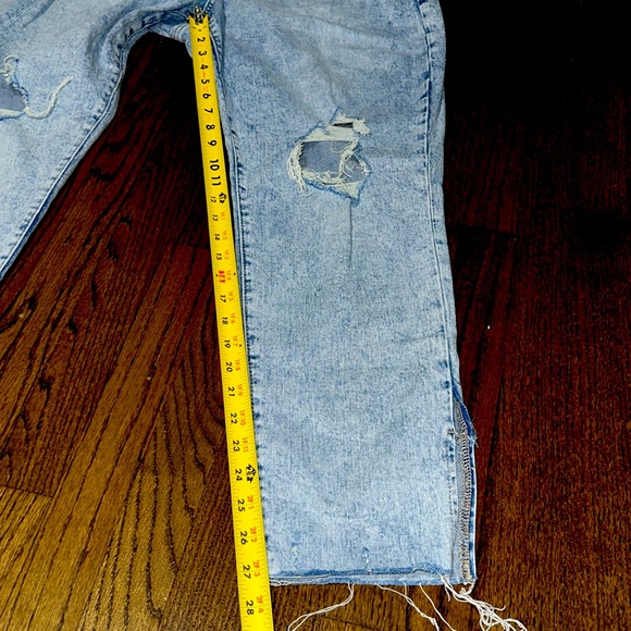 NWOT Old Navy High Rise Curvy OG Straight Secret Smooth Pocket Jeans Split Ankle - Picture 3 of 13